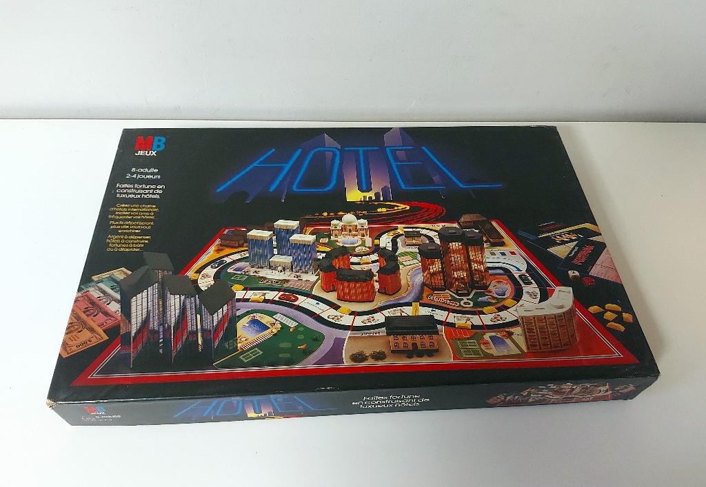 Hotel Jeu de Société (MB) Vintage, Trois ou quatre joueurs, Enlèvement ou Envoi, Utilisé, MB
