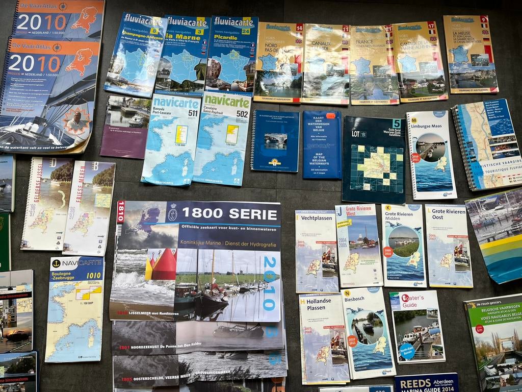 Cartes de navigation pour bateaux, cartes et accessoires, Sports nautiques & Bateaux, Enlèvement, Comme neuf
