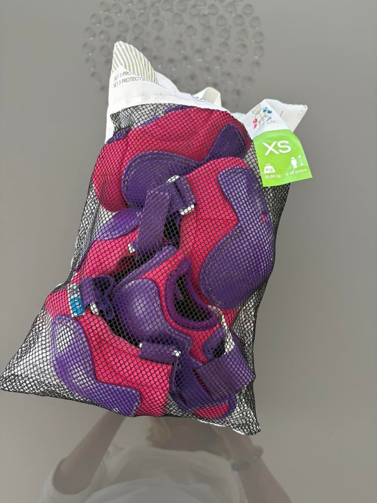 Oxelo protection patins rollers XS, Sport en Fitness, Skeelers, Ophalen, Gebruikt, Bescherming, Overige merken