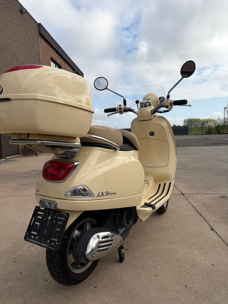 Vespa LXV 125, Comme neuf, Enlèvement, Vespa LXV