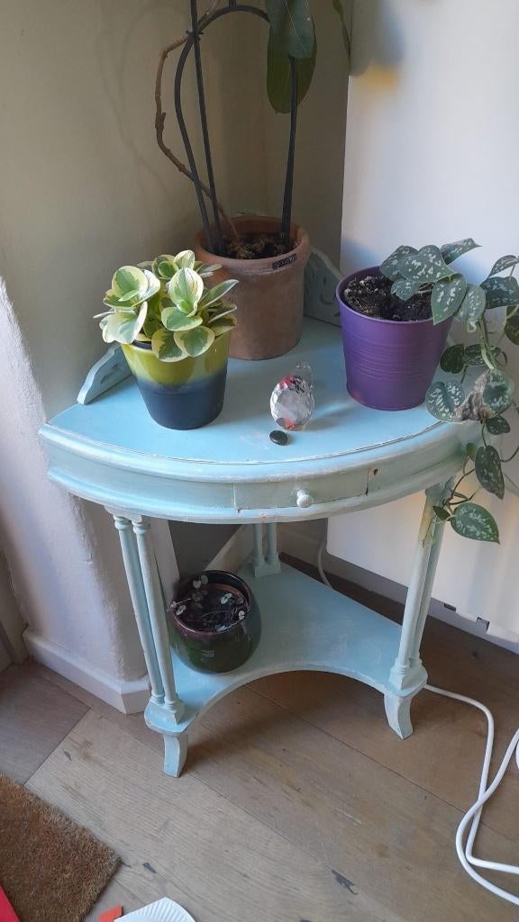 Mooi Hoektafeltje, Ophalen, Minder dan 55 cm, Gebruikt, Broccant