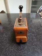 Antieke koffiemolen, Ophalen of Verzenden