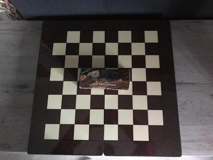 Gezelschapspelen, puzzels, laptopondersteuning., Hobby en Vrije tijd, Gezelschapsspellen | Bordspellen, Zo goed als nieuw, Ophalen of Verzenden