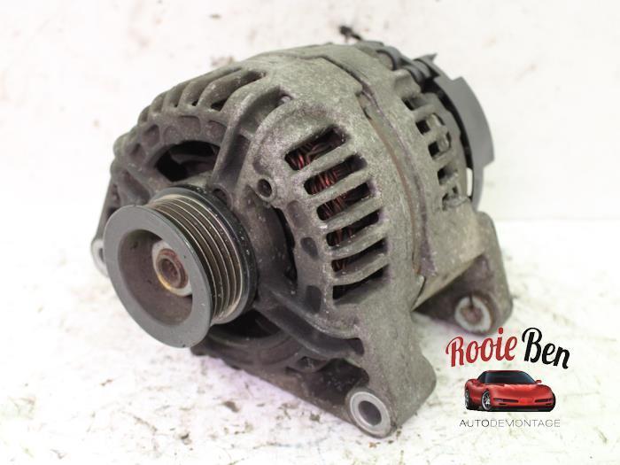Dynamo d'un Opel Corsa, Autos : Pièces & Accessoires, Moteurs & Accessoires, Opel, Utilisé, 3 mois de garantie, Enlèvement ou Envoi