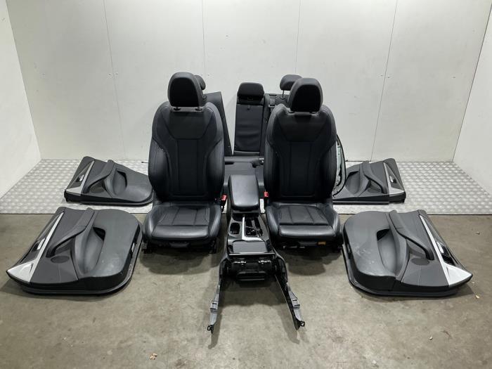 Bekleding Set (compleet) van een BMW X3 (X3 18-), Auto-onderdelen, Interieur en Bekleding, BMW, Gebruikt, 12 maanden garantie