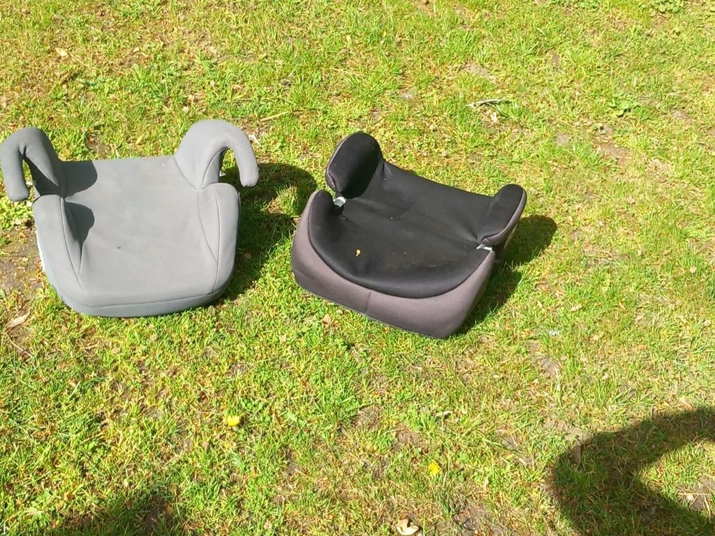 Autostoeltjes grijs zwart, Enfants & Bébés, Sièges auto, Enlèvement