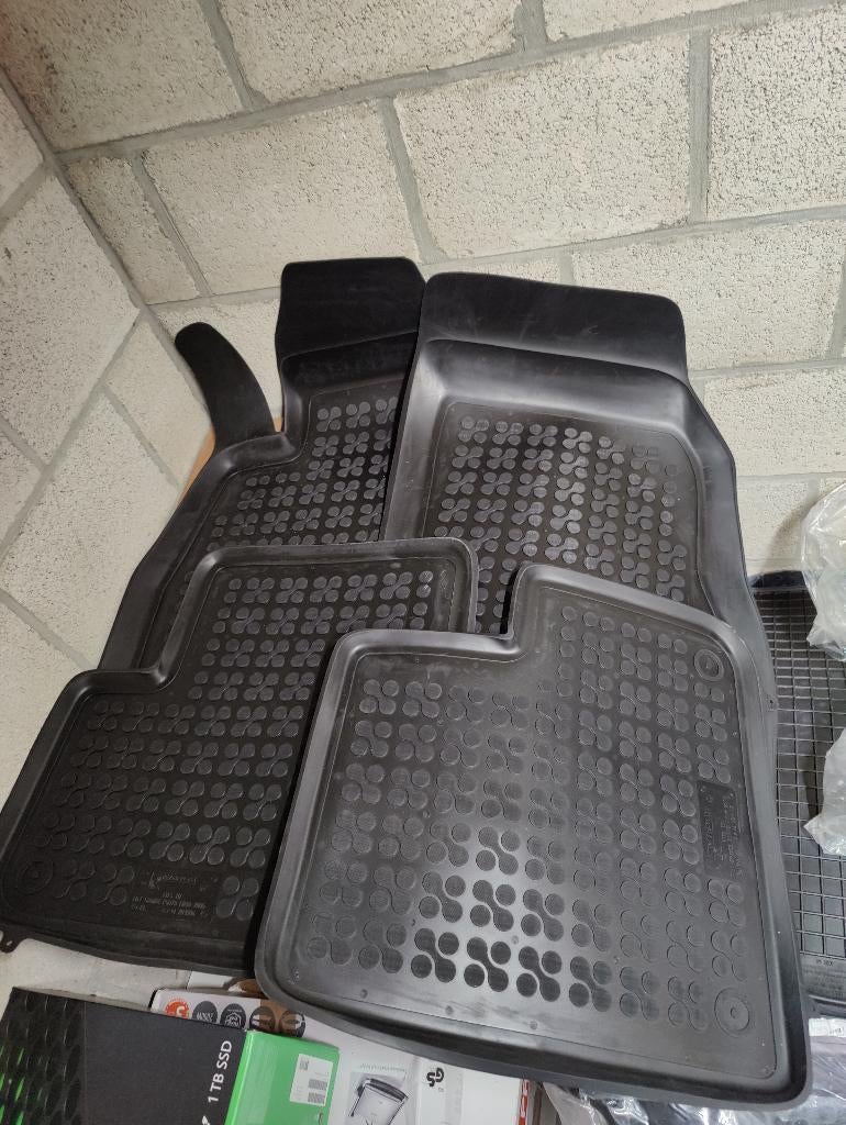 Kit de tapis en caoutchouc Fiat GP Grande Punto, Enlèvement ou Envoi, Neuf