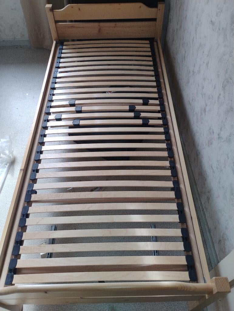 Sommier â lattes + cadre de lit pour matelas 90cm x 200cm, Neuf, 90 cm, Une personne, Enlèvement