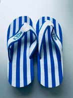 🍄. NIEUWE . Teenslippers. Maat 40, Kleding | Dames, Ophalen of Verzenden, Nieuw, Slippers