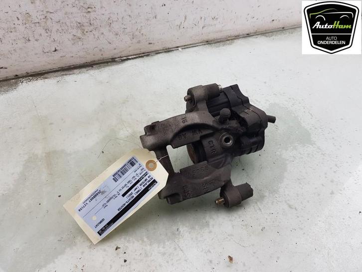 REMKLAUW RECHTS ACHTER Arteon Shooting Brake (3HAC), Auto-onderdelen, Remmen en Aandrijving, Volkswagen, Gebruikt