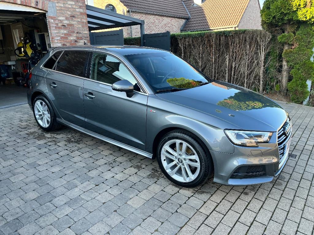 Audi a3 sline facelift virtual cockpit - carplay  Super état, Ophalen