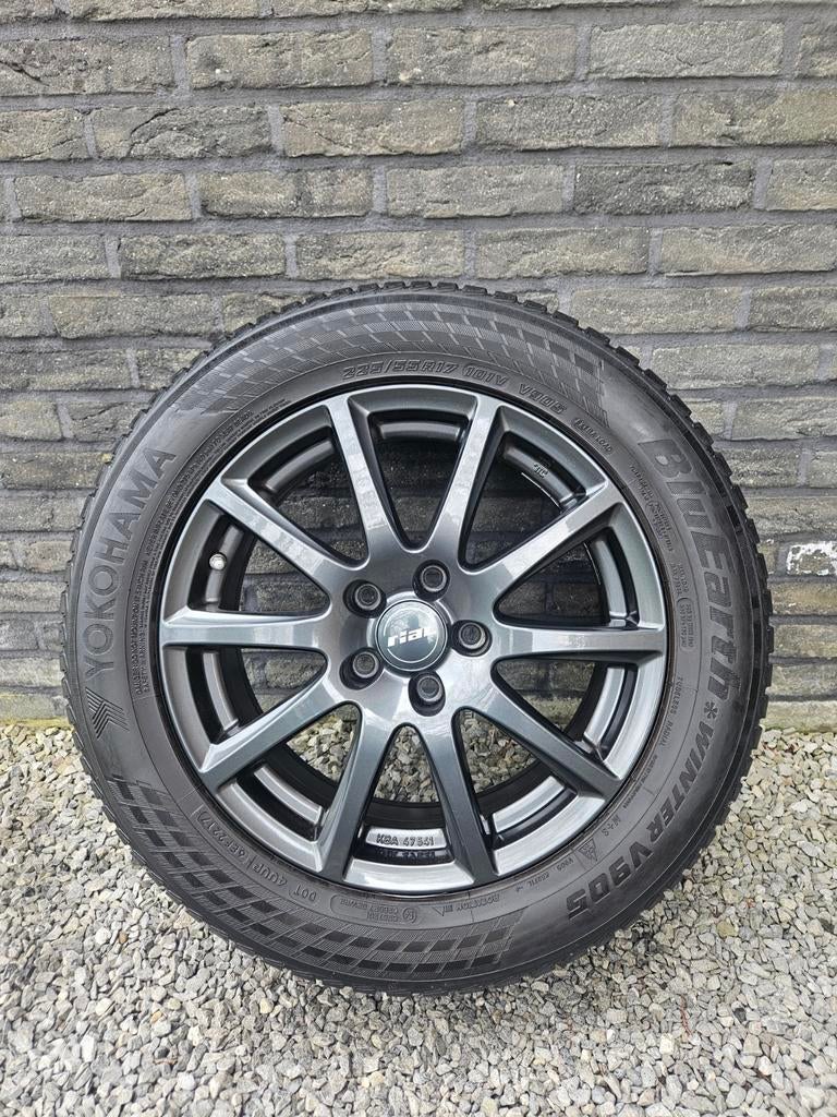 17' winterset YOKOHAMA op antraciete RIAL velgen (OPEL) !!!, Auto-onderdelen, Banden en Velgen, Banden en Velgen, Winterbanden
