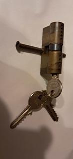 Cylinderslot 6 cm met 3 sleutels, Ophalen