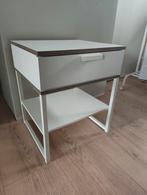 2 nachtkastjes, Moins de 55 cm, Moins de 45 cm, Enlèvement, Utilisé