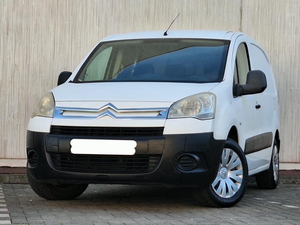 Citroen Berlingo 1.6hdi/Utilitaire/3places/Nouvelle courroi/, Autos, Achat, 5 portes, Diesel, 3 places