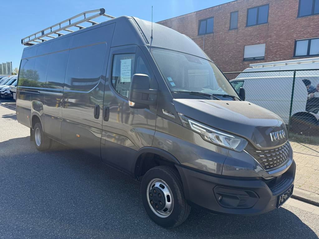 Iveco daily 50C18 Hi-Matic L5H2 11/2021, Auto's, Bestelwagens en Lichte vracht, Euro 6, Iveco, Bedrijf, Diesel