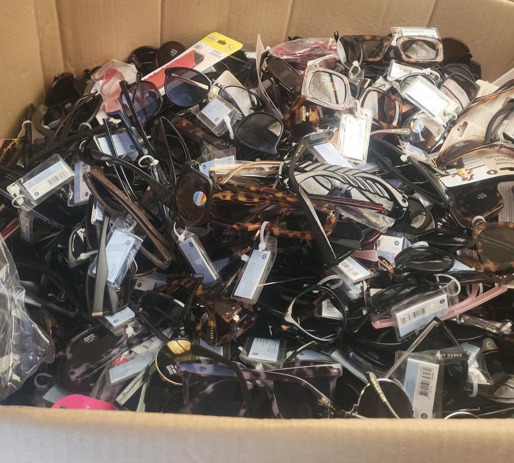 Lot Revendeur Lunette De soleil, Enlèvement