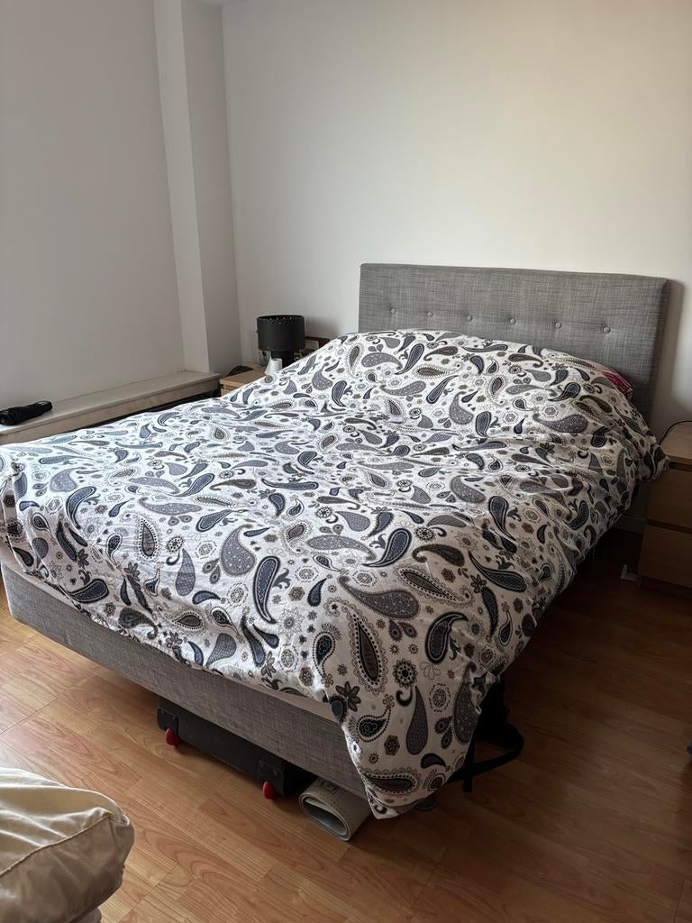 Boxspring bed + matras 140x200, Maison & Meubles, Chambre à coucher | Chambres à coucher complètes, Enlèvement, Utilisé, Queen size