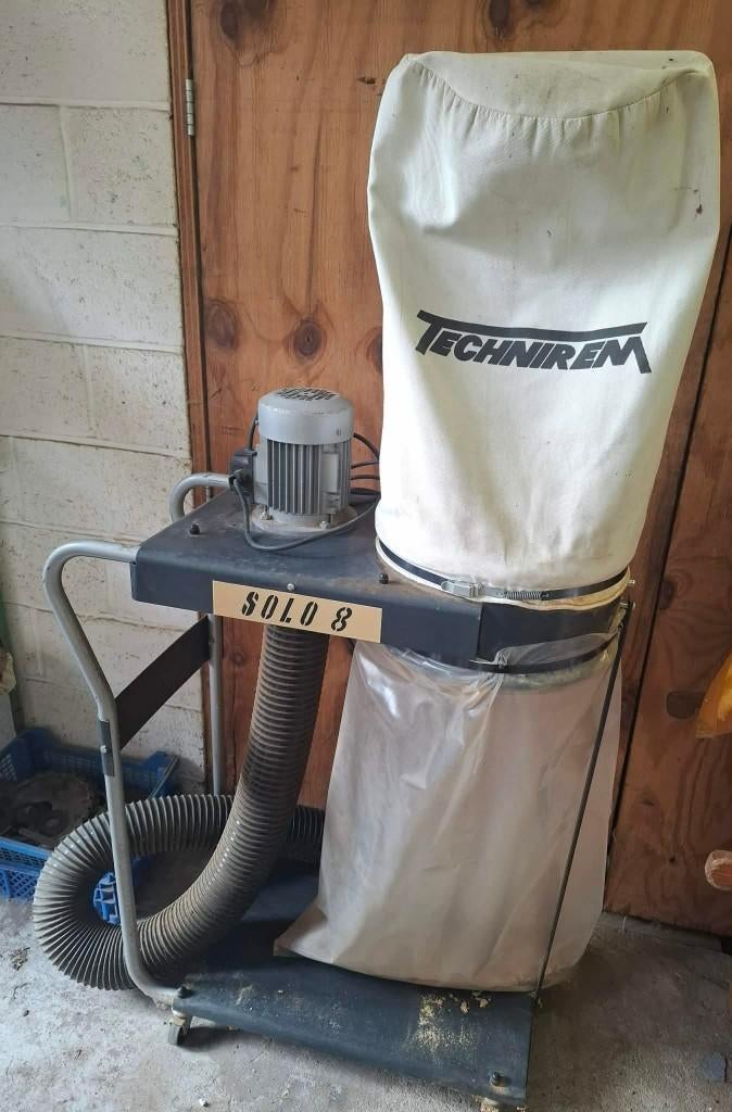 Aspirateur de copeaux, Enlèvement