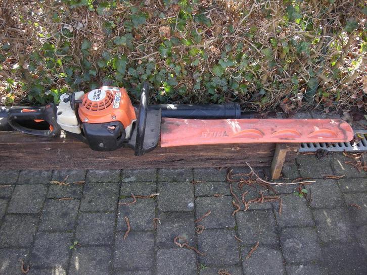 Haagschaar Stihl benzinemotor HS 82 R, Tuin en Terras, Heggenscharen, Gebruikt, Benzine, Ophalen