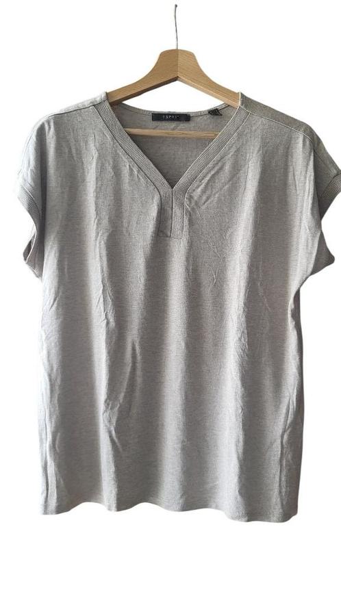 T-shirt beige à col en V – Esprit, Kleding | Dames, T-shirts, Maat 42/44 (L), Beige, Korte mouw, Ophalen