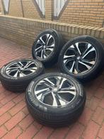 Aygo Pegeot mercedes Toyota MITSUBISHI Seat Nissan Navara, Auto-onderdelen, Ophalen, Overige maten, Band(en)