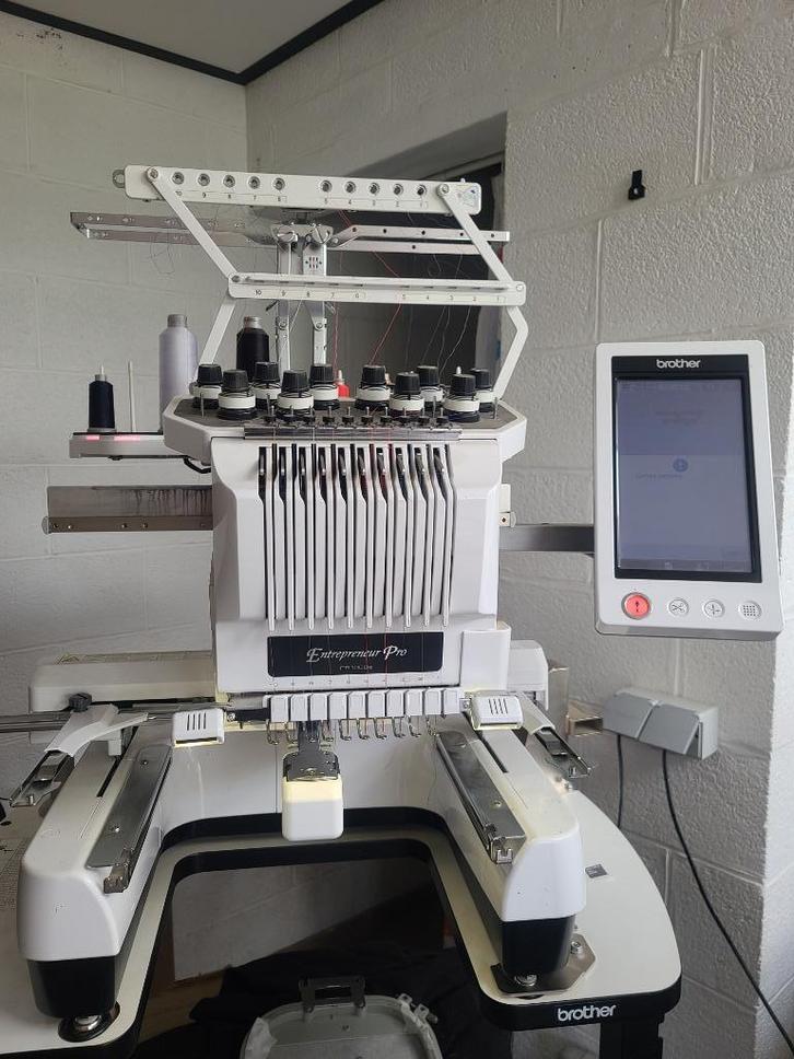 Brother PR1000 borduurmachine, Hobby en Vrije tijd, Naaimachines en Toebehoren, Gebruikt, Brother, Ophalen