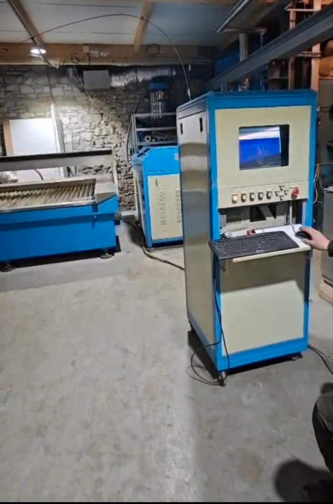 Découpeuse a jet d eau " waterjet cutting", Doe-het-zelf en Bouw, Overige Doe-Het-Zelf en Bouw, Gebruikt, Ophalen