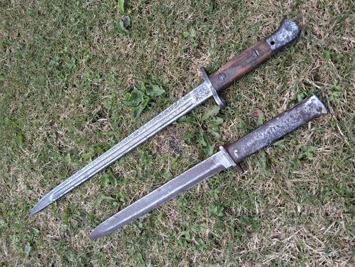 Duitse Ersatz bajonet K98 en Britse MKII .303cal SMLE, Verzamelen, Militaria | Algemeen, Ophalen of Verzenden