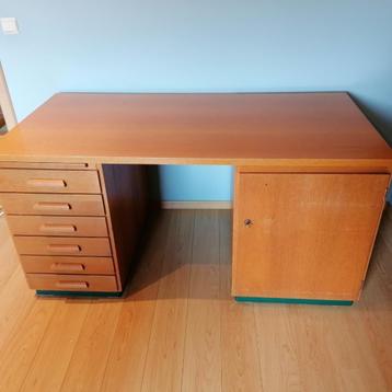 BUREAU VINTAGE  beschikbaar voor biedingen