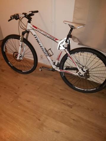 Mountainbike merida beschikbaar voor biedingen