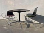 VITRA EAMES SEGMENTED EETTAFEL, Huis en Inrichting, Tafels | Eettafels, Design, Gebruikt, Ophalen of Verzenden, Metaal