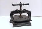 boekenpers 1876 PAPETERIE NIAS BRUXELLES, Antiek en Kunst, Antiek | Gereedschap en Instrumenten, Ophalen of Verzenden