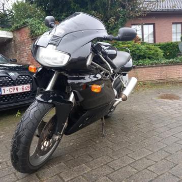 Ducati 750 SS IE- 2001- 27000kms - très bel état beschikbaar voor biedingen