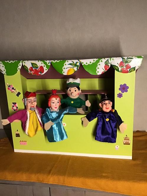 Poppenkast ,, tafel model ,,, Kinderen en Baby's, Speelgoed | Educatief en Creatief, Zo goed als nieuw, Ophalen of Verzenden