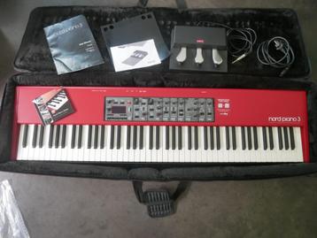 Clavia Nord Piano 3 + soft case met wielen + triple pedaal beschikbaar voor biedingen