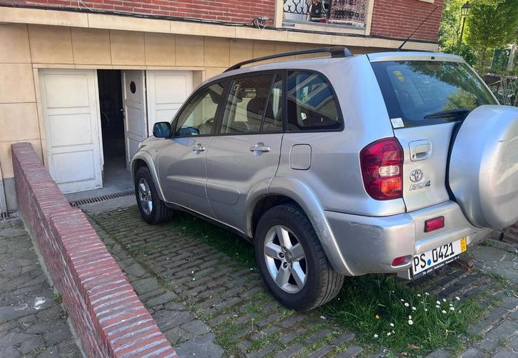 Toyota Rav4 4x4, 2.0 Essence, 138000 km original, Auto's, Toyota, Particulier, Rav4, 4x4, Benzine, SUV of Terreinwagen, 5 deurs