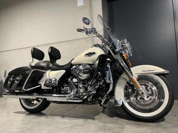 Harley-Davidson Road King (bj 2015) beschikbaar voor biedingen