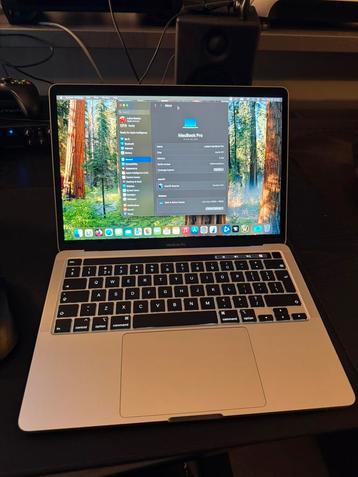 Macbook Pro 13” M2 2022 | 8GB RAM | 256GB SSD !QWERTY! beschikbaar voor biedingen