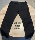 Zwarte 3/4 broek (So Soire, valt als maat 42/44), So Soire, Zwart, Maat 42/44 (L), Ophalen of Verzenden