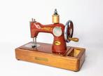 kinder naaimachine uit de USSR, Antiquités & Art, Antiquités | Machines à coudre, Enlèvement ou Envoi