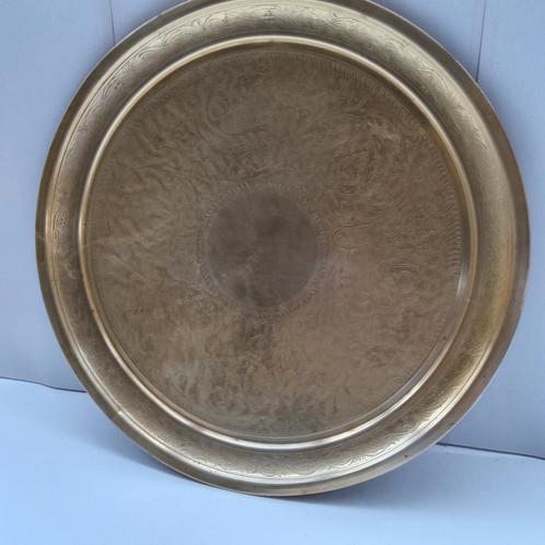 Geelkoperen dienblad. Diameter: 49 cm, Huis en Inrichting, Keuken | Servies, Ophalen of Verzenden