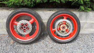 Jantes Suzuki SV650 Carbu (1999-2002) beschikbaar voor biedingen