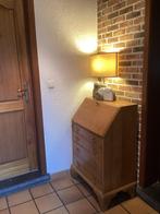 Secrétaire, Enlèvement, Comme neuf