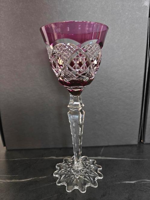 Val Saint Lambert - wijnglas - Vertelt - paars - 22 cm, Antiek en Kunst, Antiek | Glaswerk en Kristal, Ophalen of Verzenden