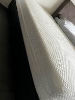 1 persoons boxspring + matras 2 j oud propere nieuwstaat, Ophalen, Zo goed als nieuw, 200 cm