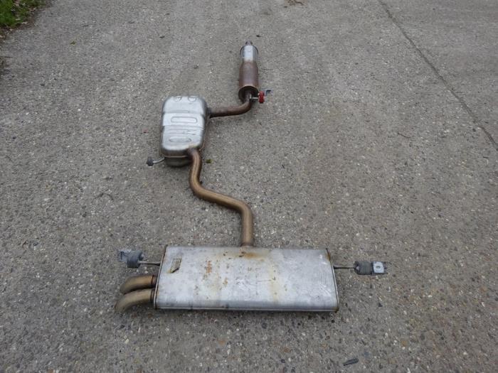 Echappement (complet) d'un Volkswagen Golf, Autos : Pièces & Accessoires, Systèmes d'échappement, Volkswagen, Utilisé, 12 mois de garantie