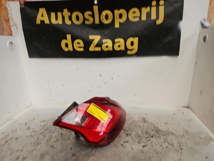 Achterlicht rechts van een Opel Corsa, Auto-onderdelen, Verlichting, Opel, Gebruikt, 3 maanden garantie, Ophalen of Verzenden