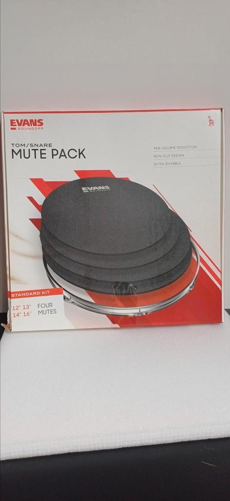 Evans MUTEPack (peaux silencieuses pour batterie), Muziek en Instrumenten, Drumstellen en Slagwerk, Zo goed als nieuw