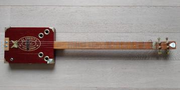 Clinton Cigar Box Guitar - Cigarbox - Sigaarkist gitaar 